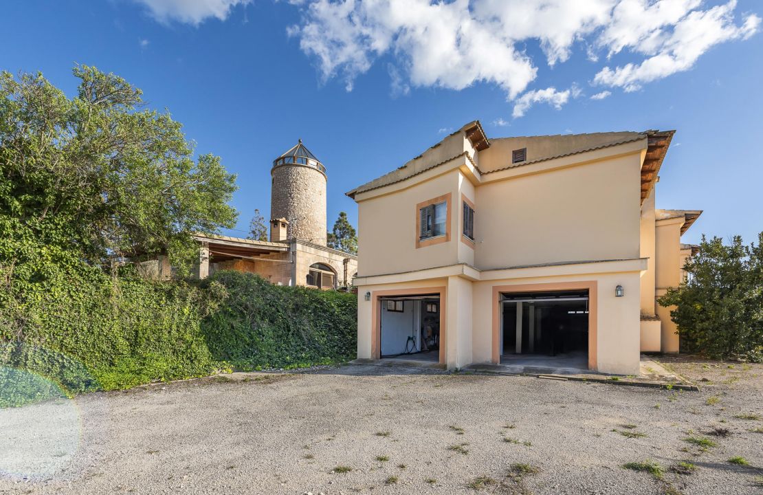 Increíble propiedad con un molino a la venta situada en Santa Margalida, Mallorca