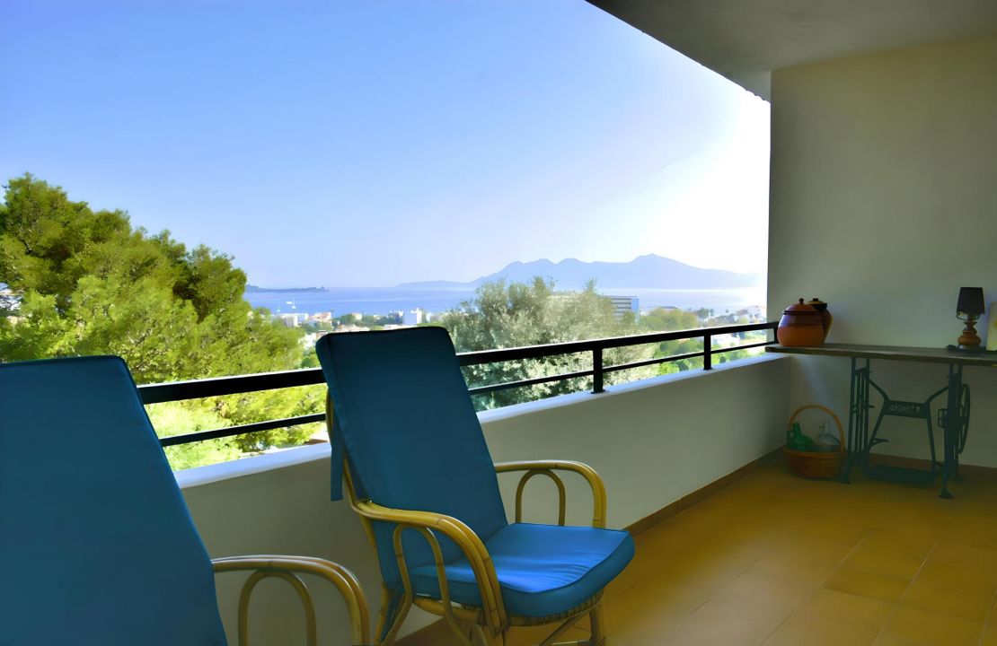 Villa con vistas panorámicas en Puerto Pollensa, Mallorca – En venta