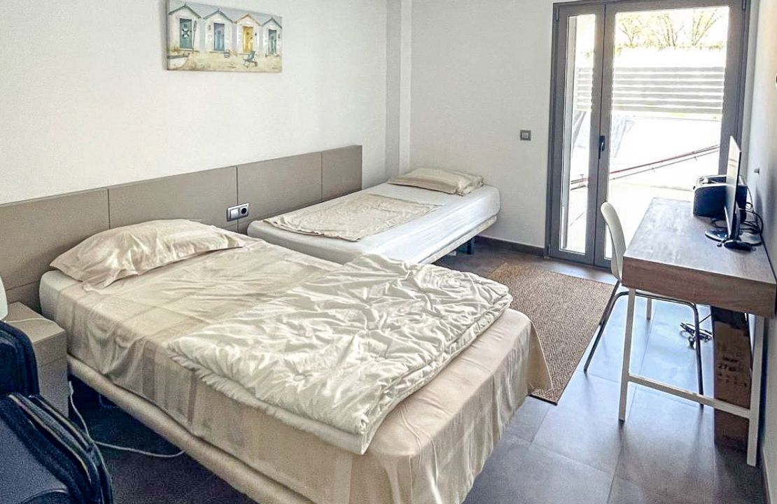 Apartamento en Puerto Pollensa en la zona de Bellresguard con jardín privado y piscina comunitaria