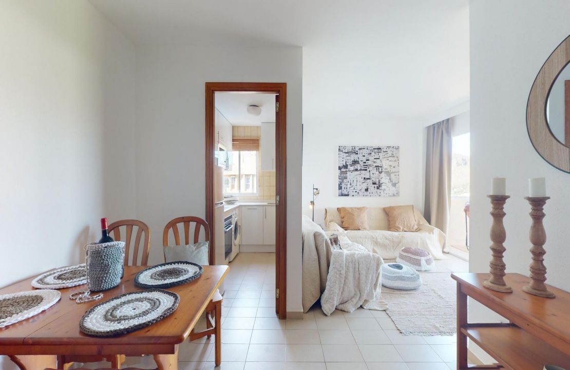 Puerto Pollensa apartment for sale with sea views, pool and storage