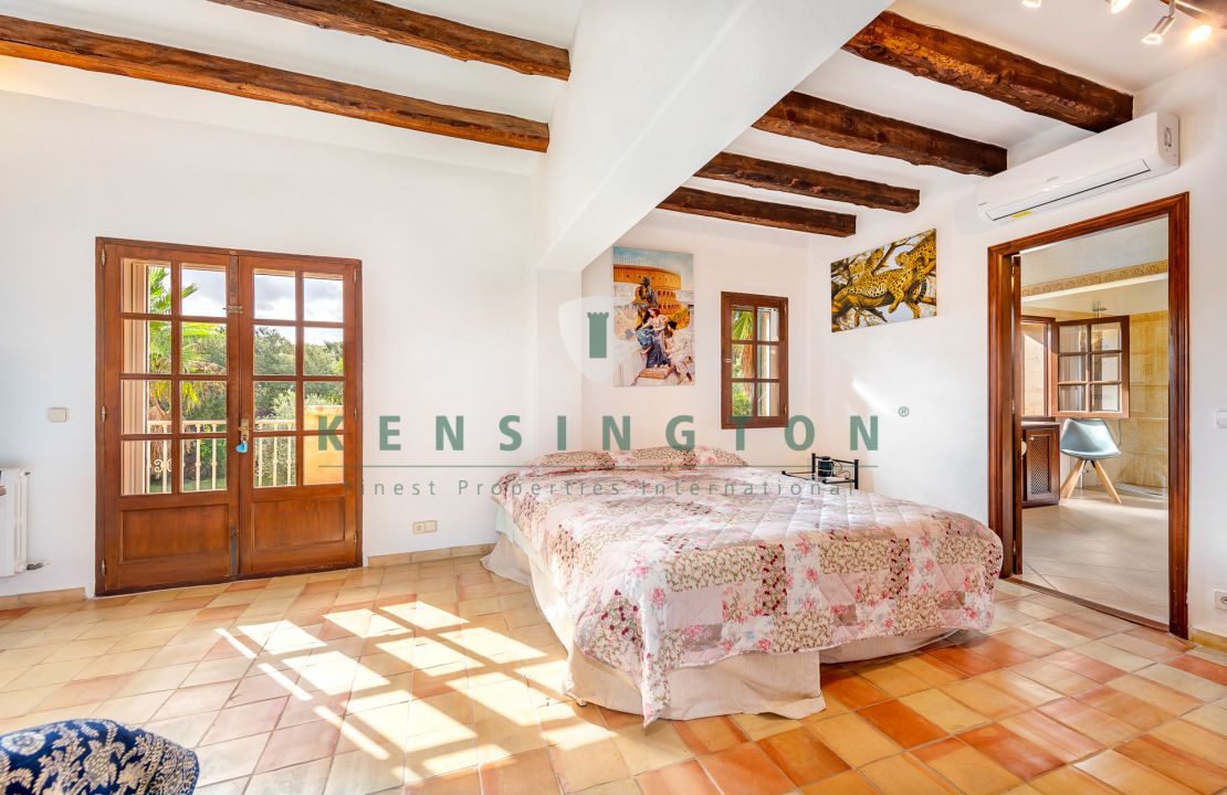 Auténtica casa de campo en Pollensa/Alcudia con piscina, casa de huéspedes, garaje y jardines asombrosos en venta