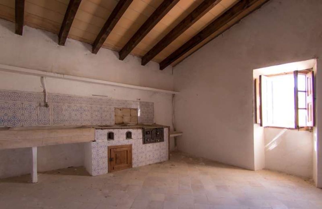 Unique mallorquin possession for sale in the heart of the Sierra de Tramuntana