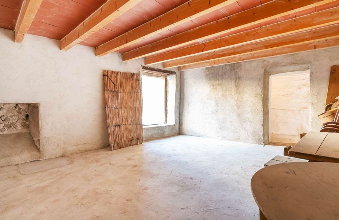 Amazing historical townhouse in Pollensa with garden, garage and terrace for sale