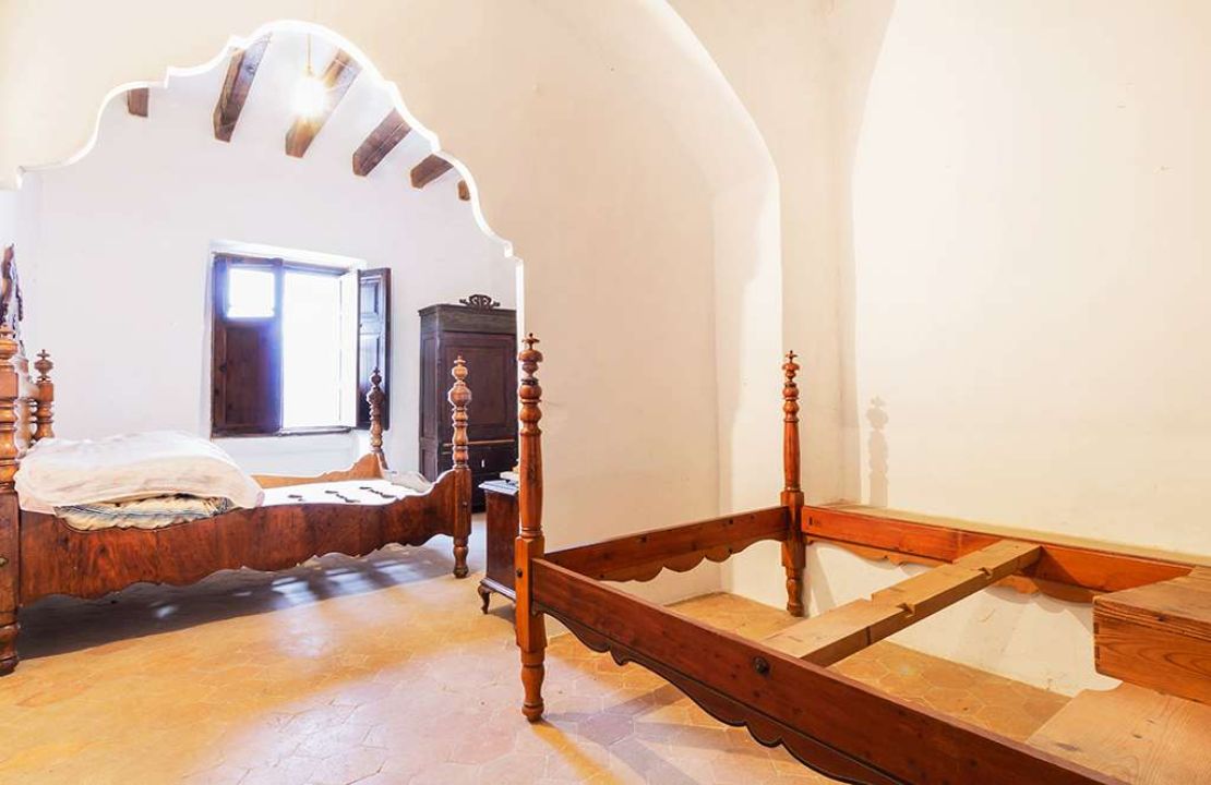 Amazing historical townhouse in Pollensa with garden, garage and terrace for sale