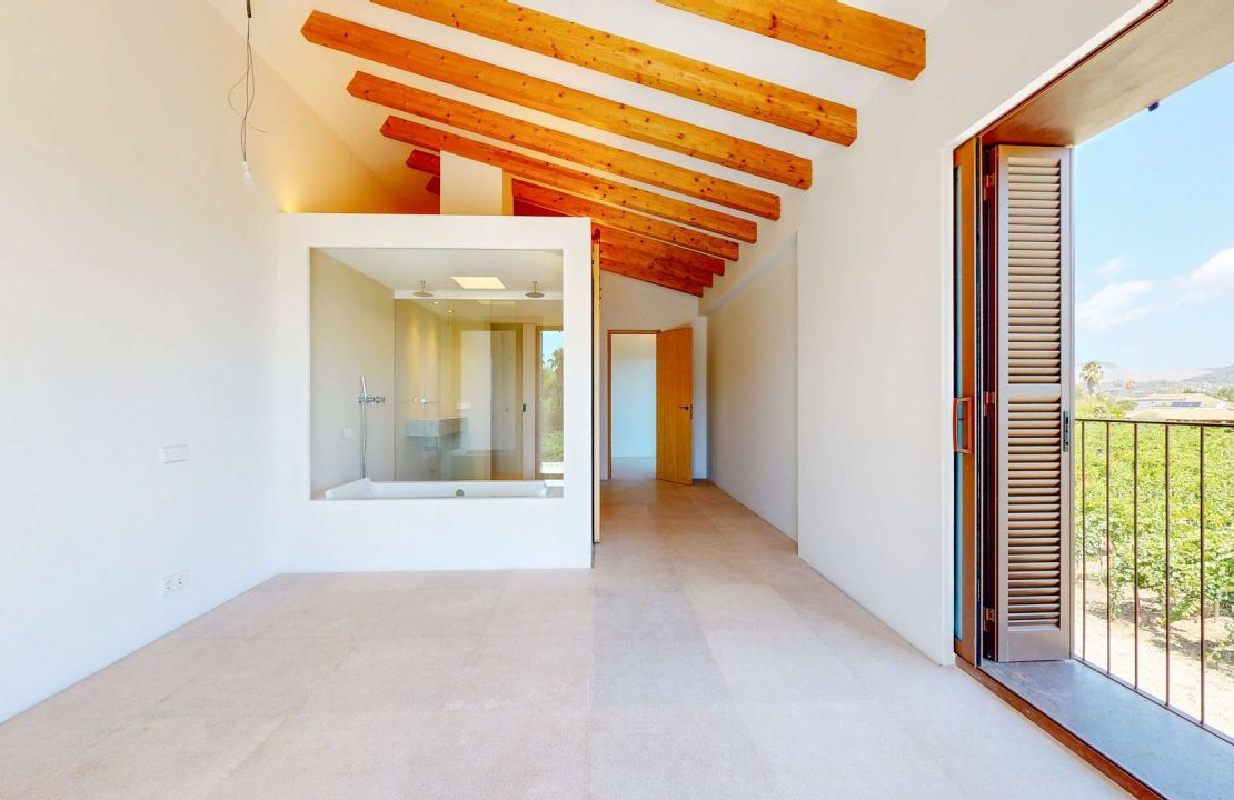 Luxury country house with its own vineyard for sale in Alcudia