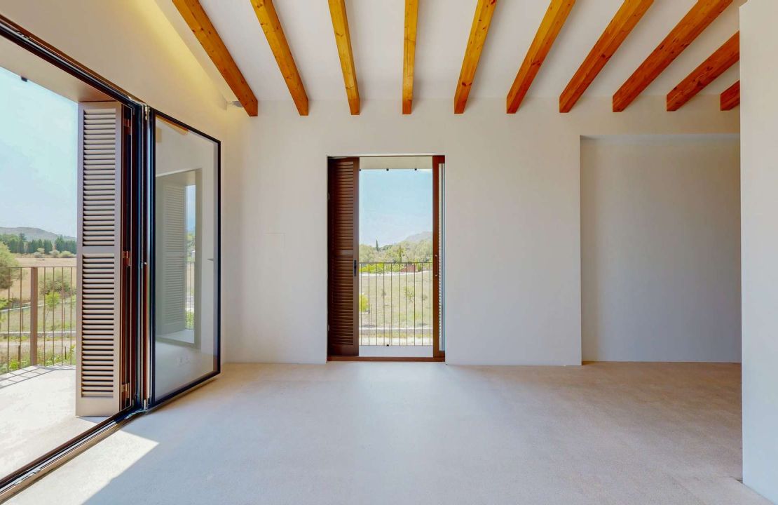 Luxury country house with its own vineyard for sale in Alcudia