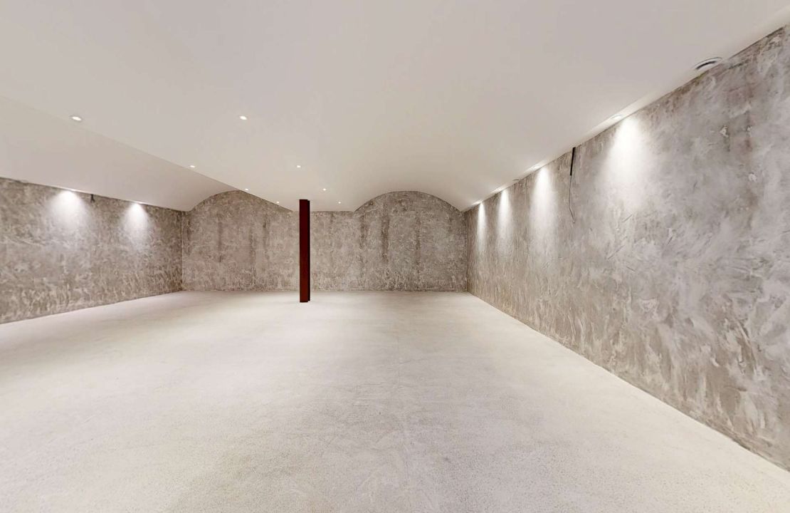 Luxury country house with its own vineyard for sale in Alcudia