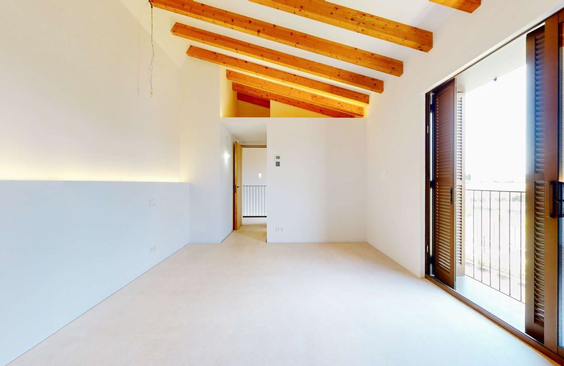 Luxury country house with its own vineyard for sale in Alcudia