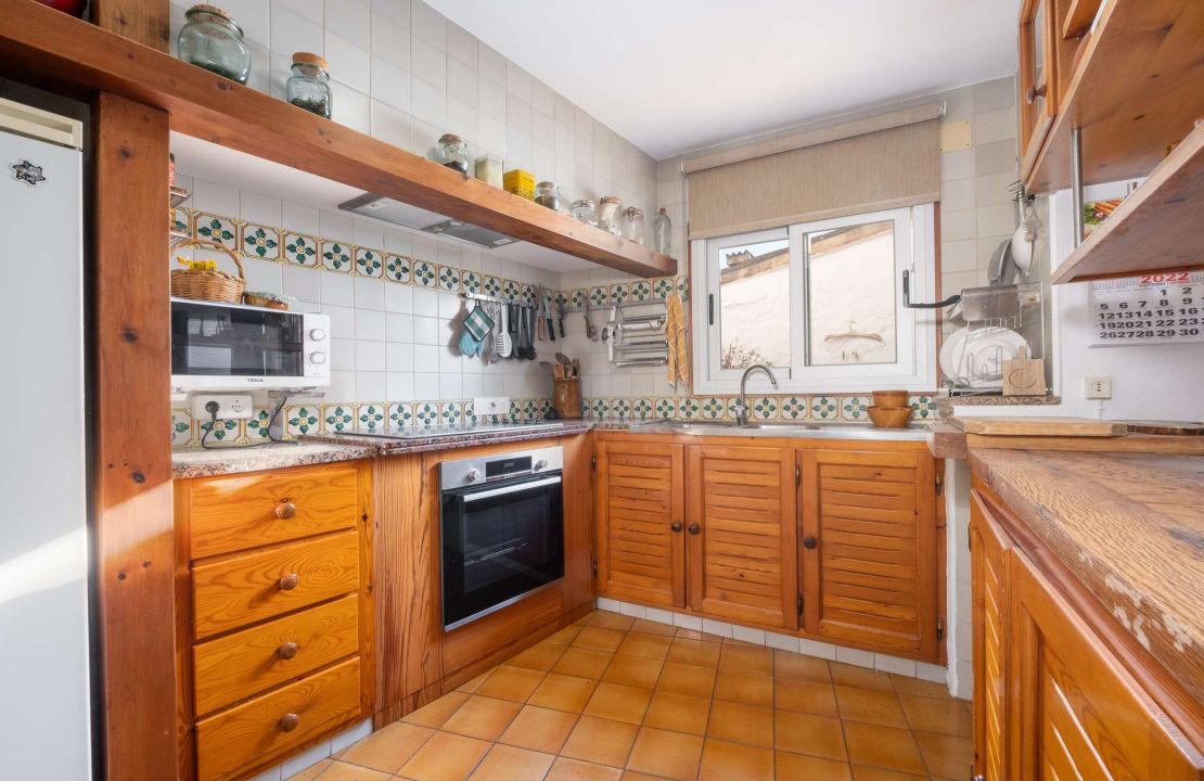 Impressive townhouse in Mallorca Pollensa with views for sale