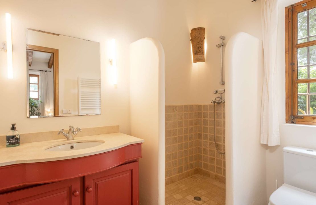 Exquisite finca style property Mallorca Pollensa with holiday rental license rentals