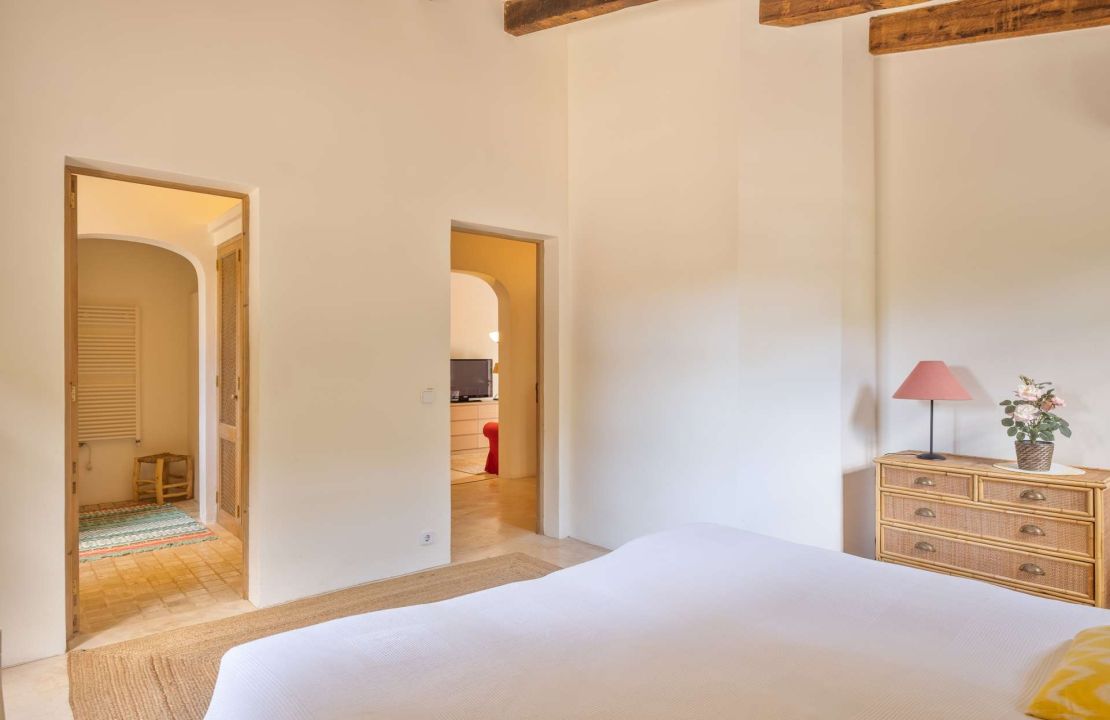 Exquisite finca style property Mallorca Pollensa with holiday rental license rentals