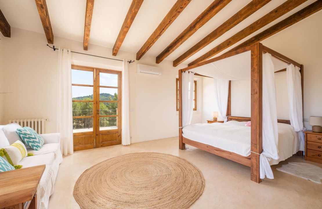 Exquisite finca style property Mallorca Pollensa with holiday rental license rentals
