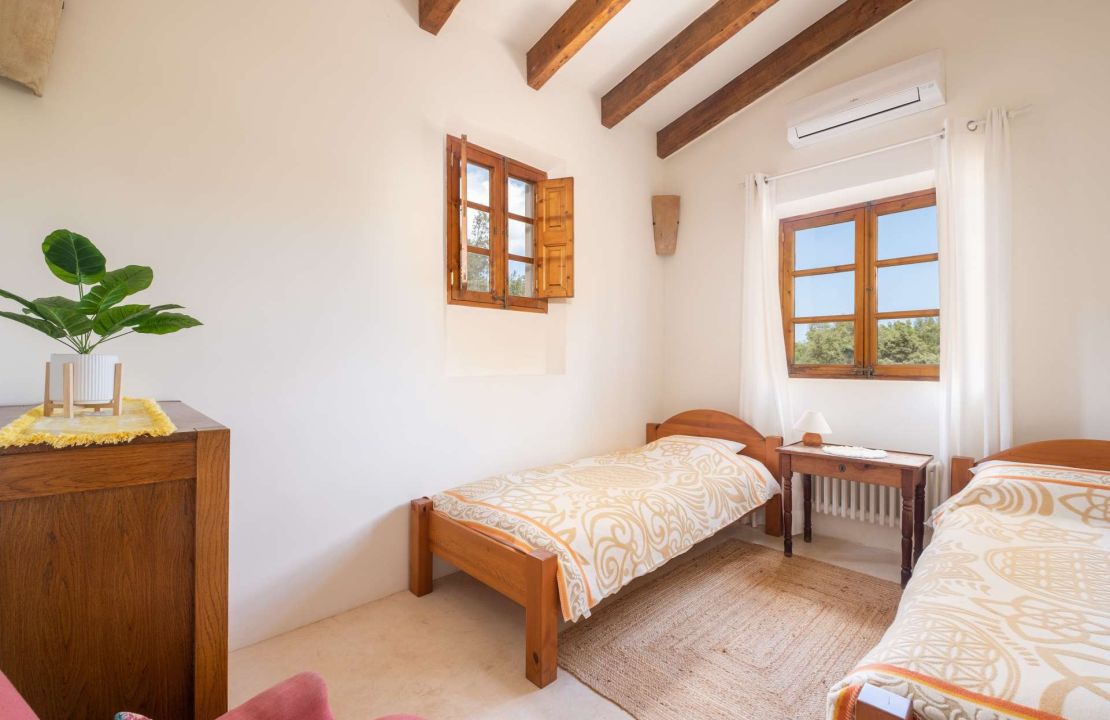 Exquisite finca style property Mallorca Pollensa with holiday rental license rentals