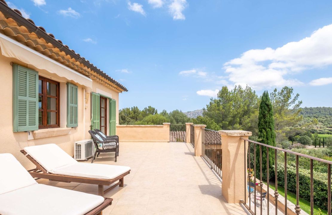 Exquisite finca style property Mallorca Pollensa with holiday rental license rentals