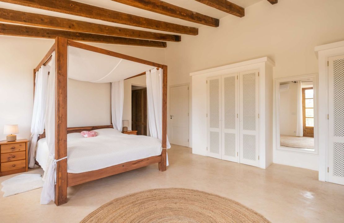 Exquisite finca style property Mallorca Pollensa with holiday rental license rentals