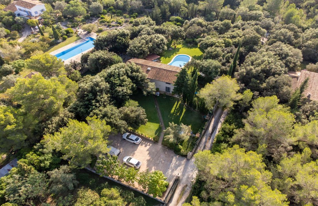 Finca in Pollenca North Mallorca with holiday rental license for sale