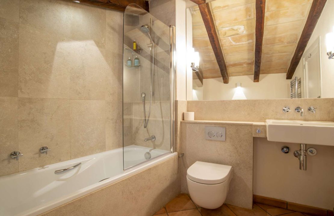 Renovated townhouse in Mallorca Pollensa with terraces, plunge pool and views