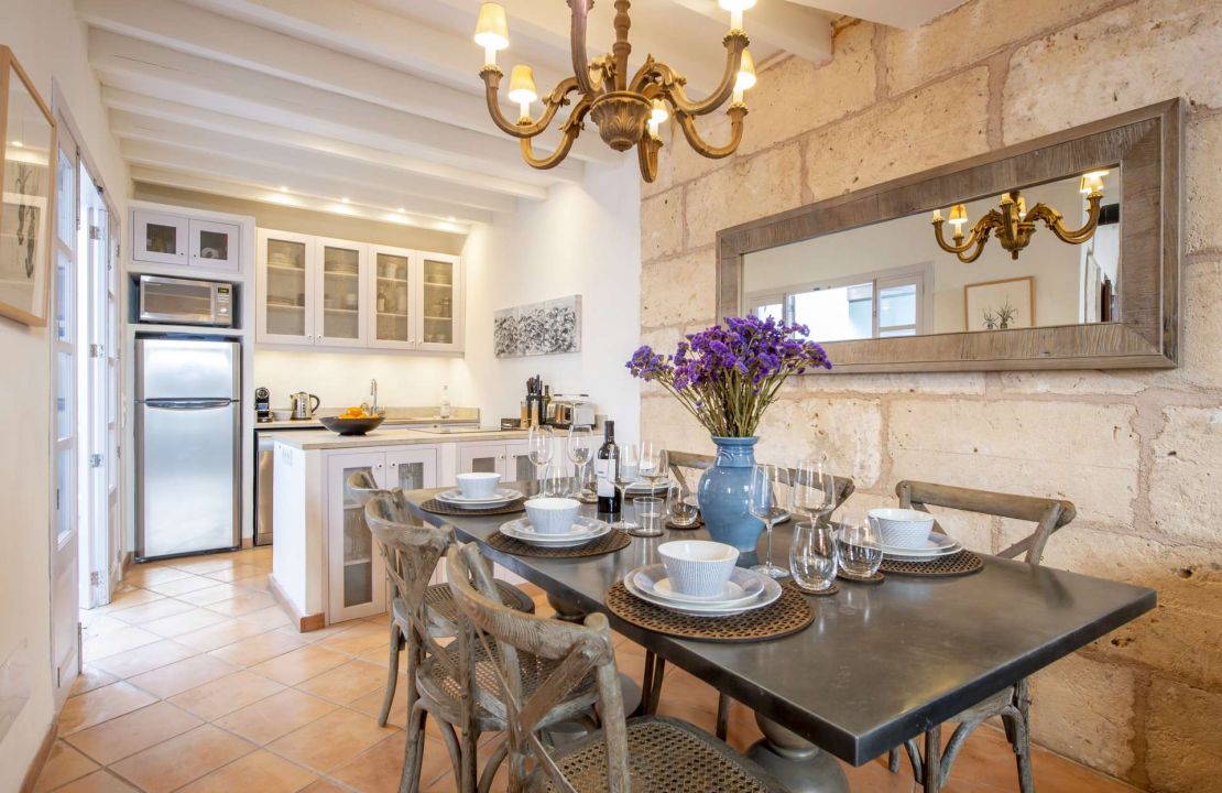 Renovated townhouse in Mallorca Pollensa with terraces, plunge pool and views