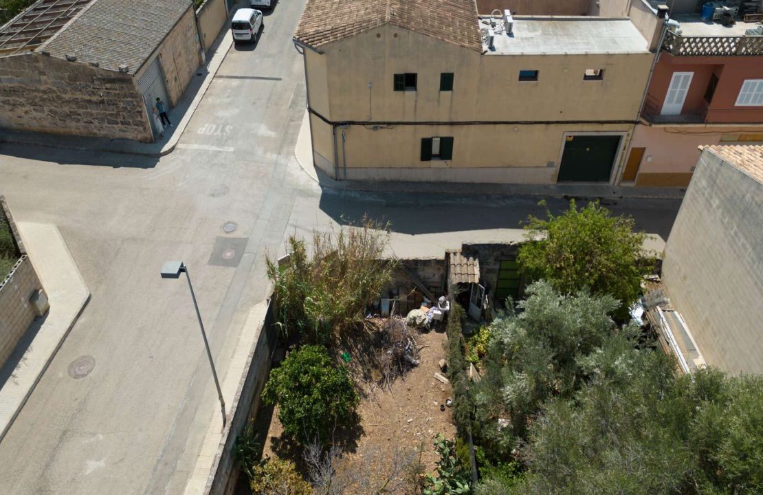 Building plot in Muro for sale