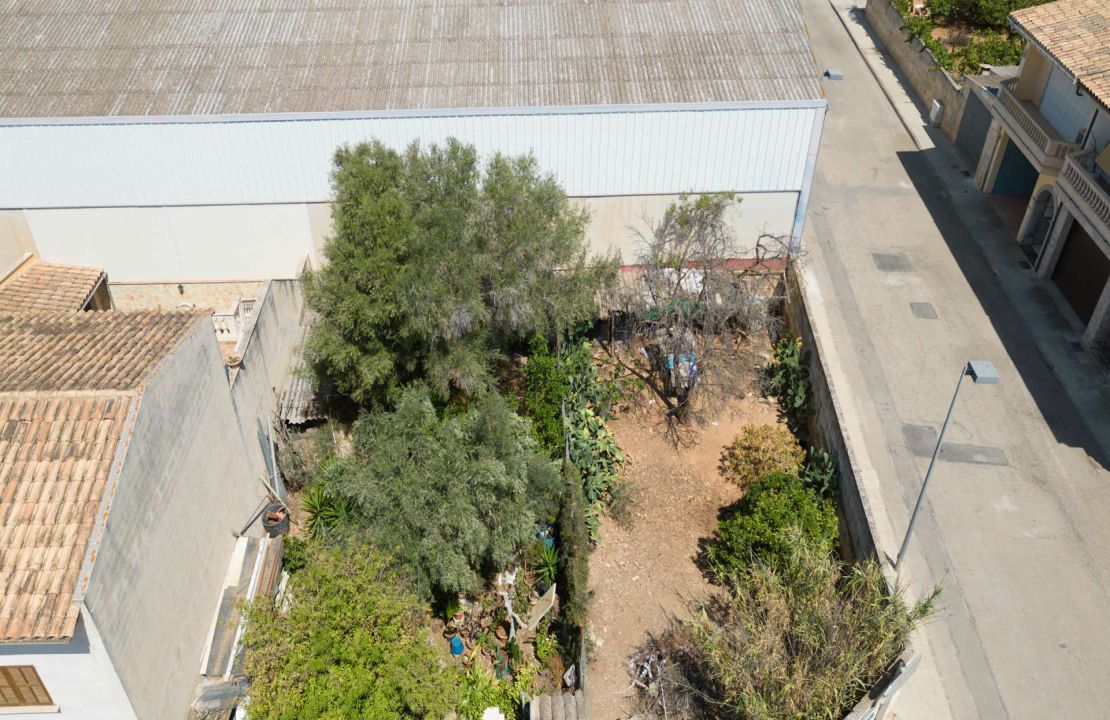 Building plot in Muro for sale