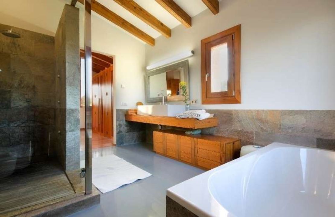 Exclusive Finca in Pollensa Mallorca with Holiday Rental License and Strong Rental History