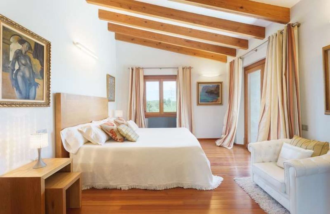 Exclusive Finca in Pollensa Mallorca with Holiday Rental License and Strong Rental History