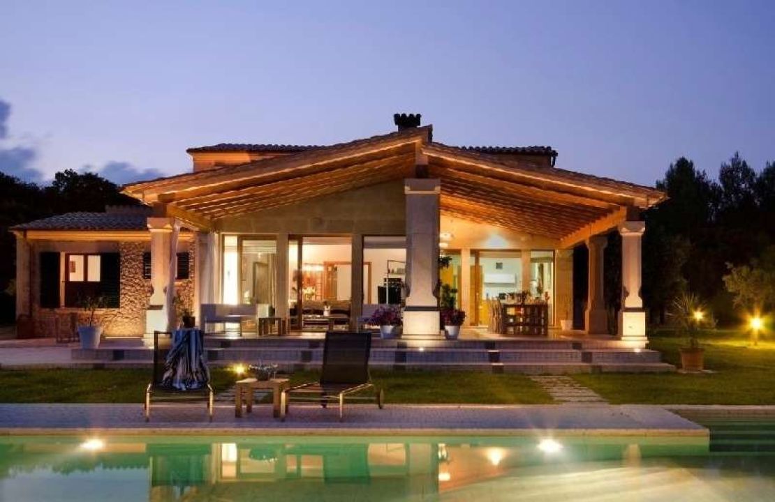 Exclusive Finca in Pollensa Mallorca with Holiday Rental License and Strong Rental History