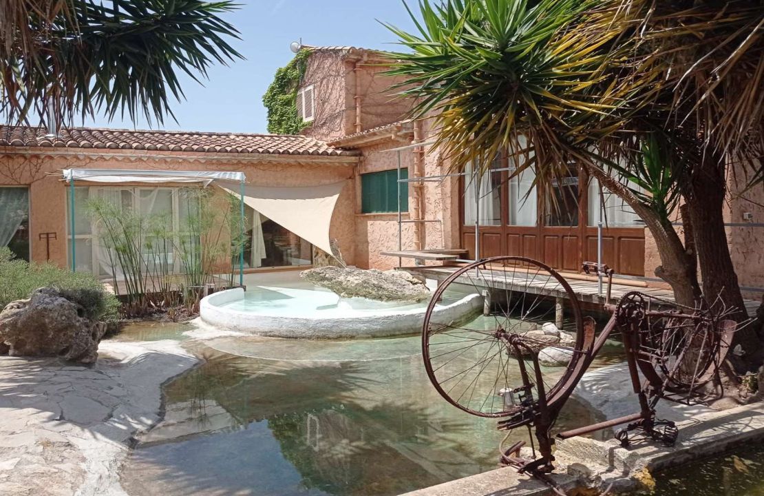 Country home in Sa Pobla, Mallorca with an original grain mill