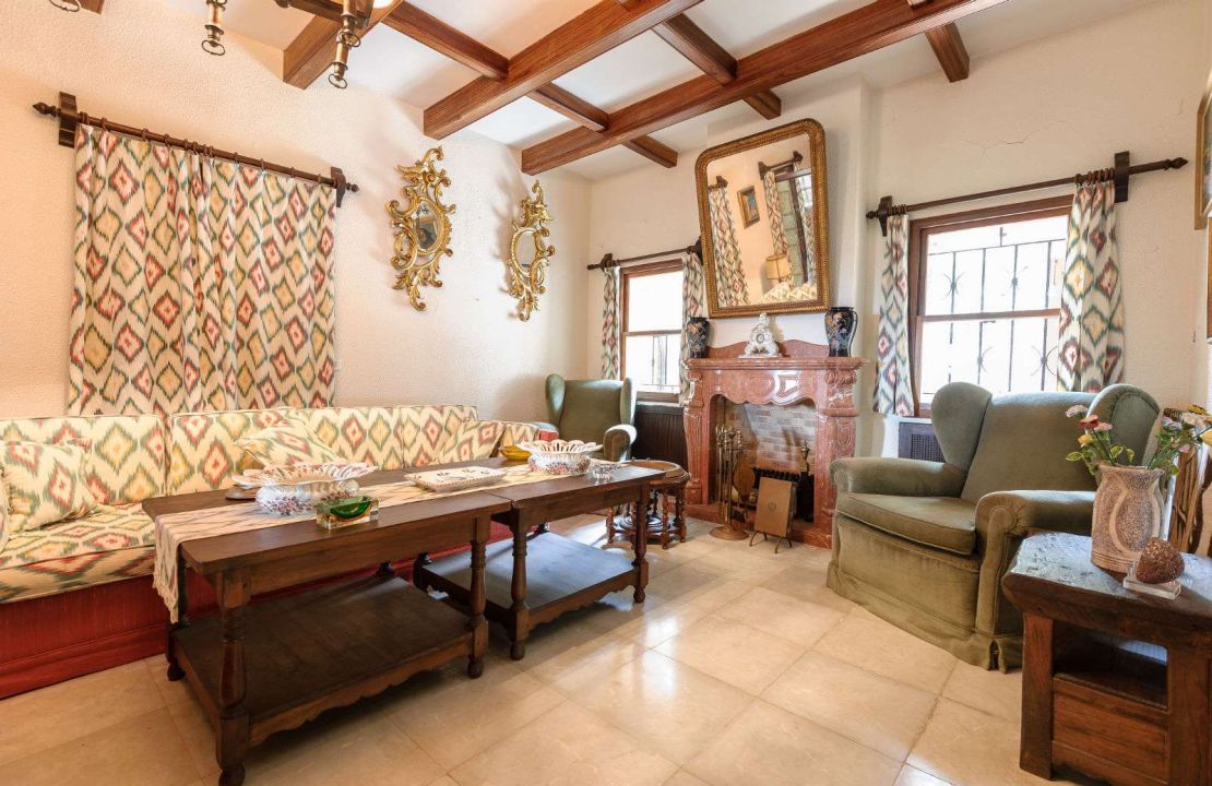 Spectacular finca for sale in Pollensa with stone house