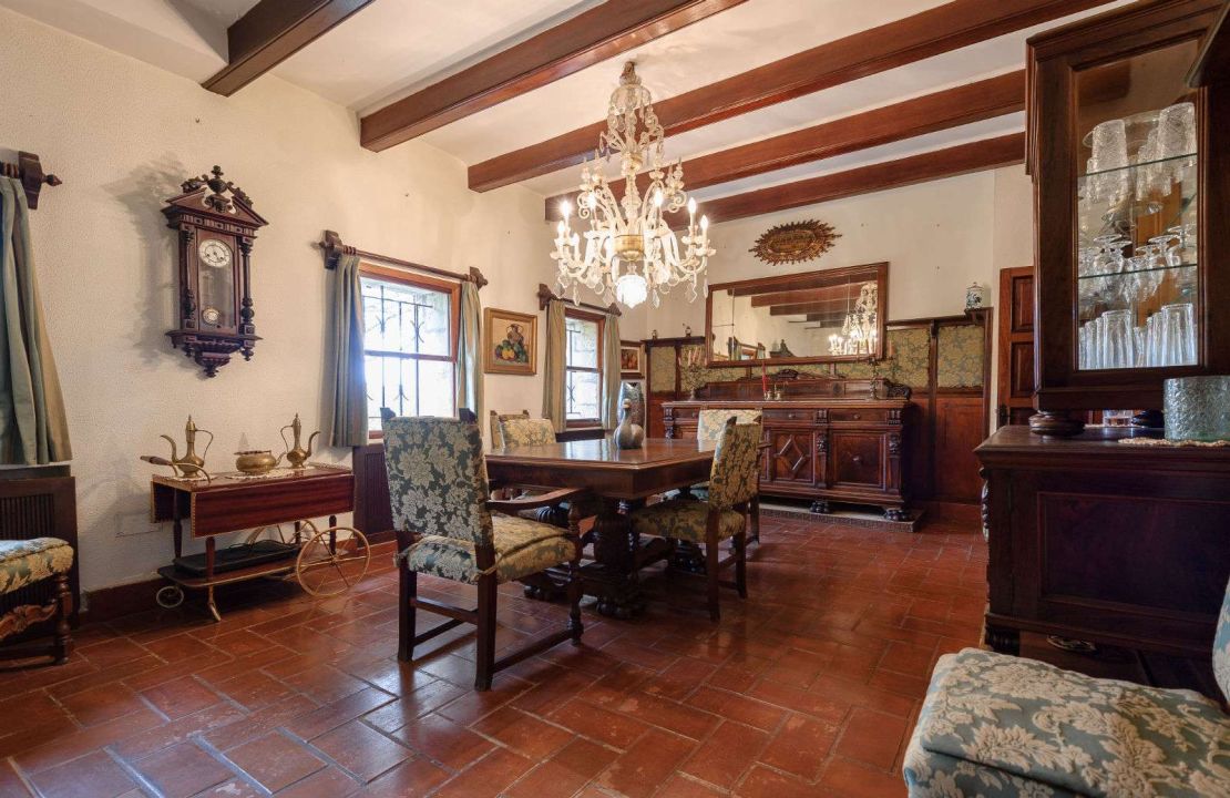 Spectacular finca for sale in Pollensa with stone house