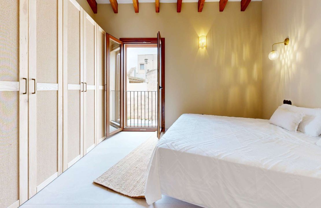 Historisches Stadthaus in Muro – Vollständig renoviert mit Pool