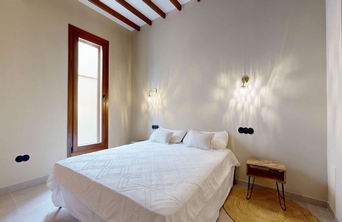 Historisches Stadthaus in Muro – Vollständig renoviert mit Pool