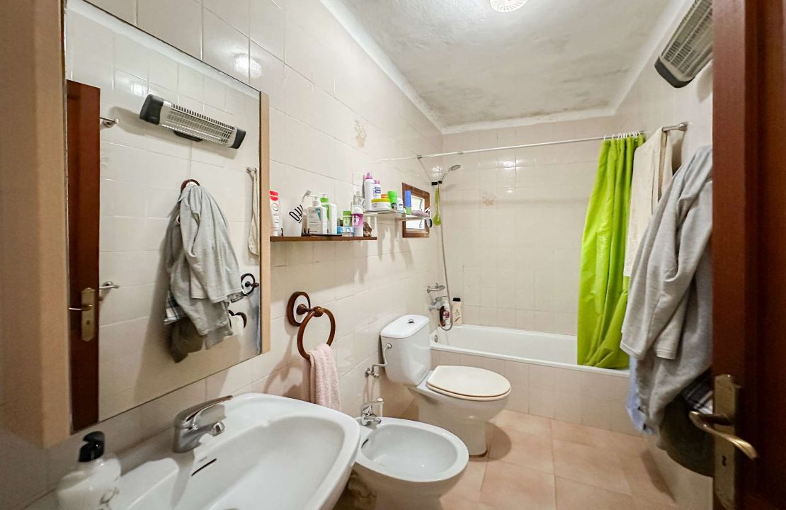 3 bedroom townhouse in Pollensa, Mallorca with patio and two terraces for sale