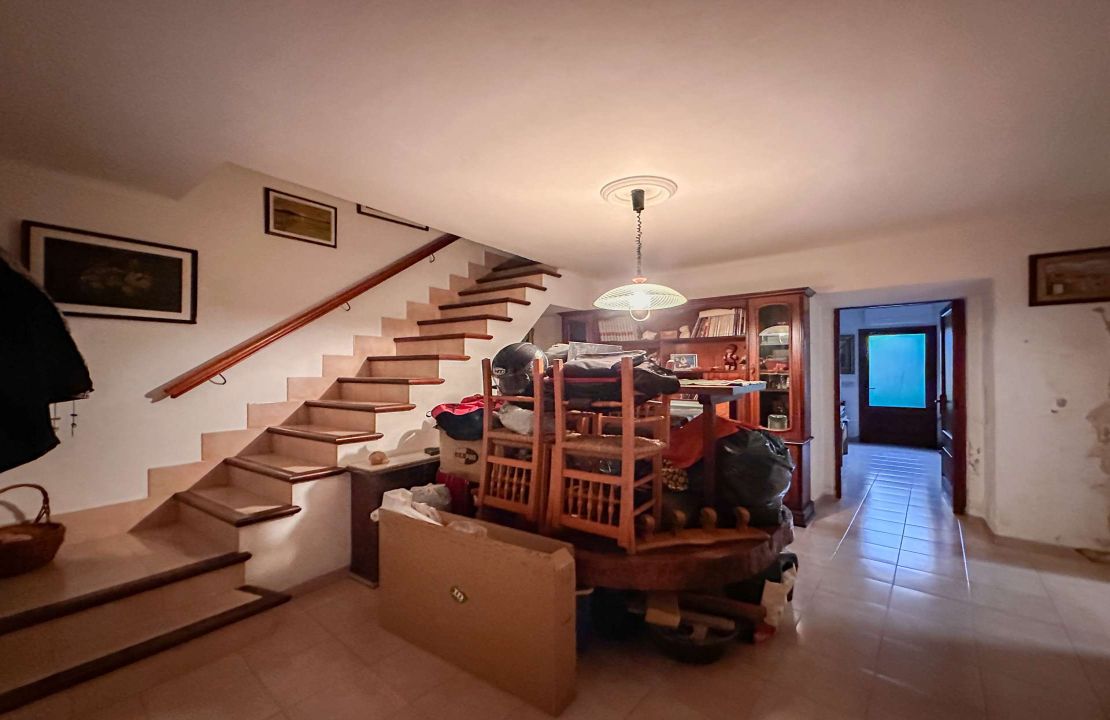 3 bedroom townhouse in Pollensa, Mallorca with patio and two terraces for sale