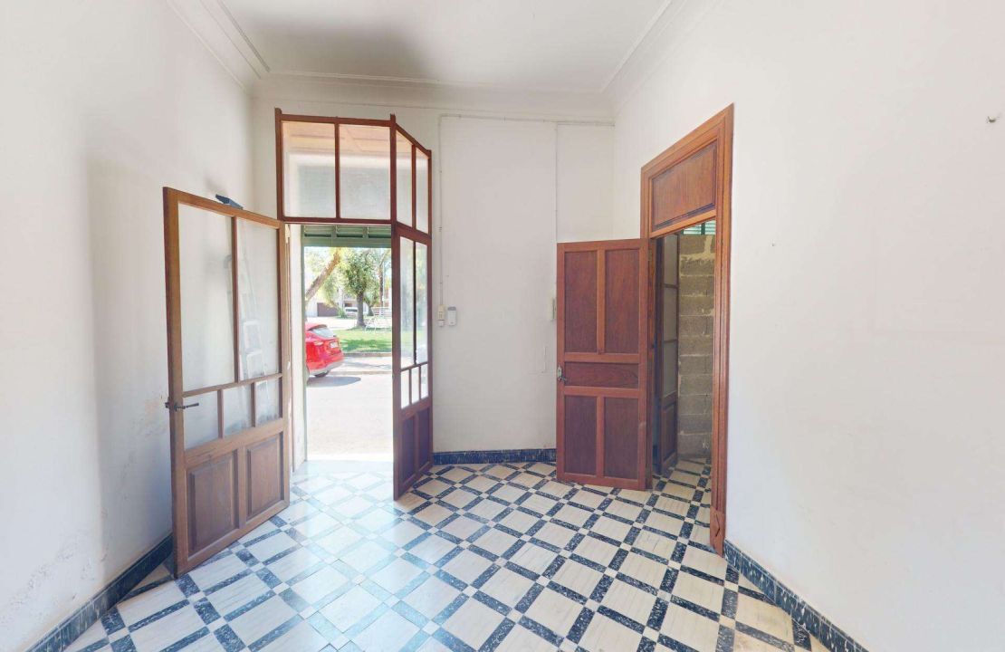 Townhouse in Sa Pobla to renew with technical project & license fees
