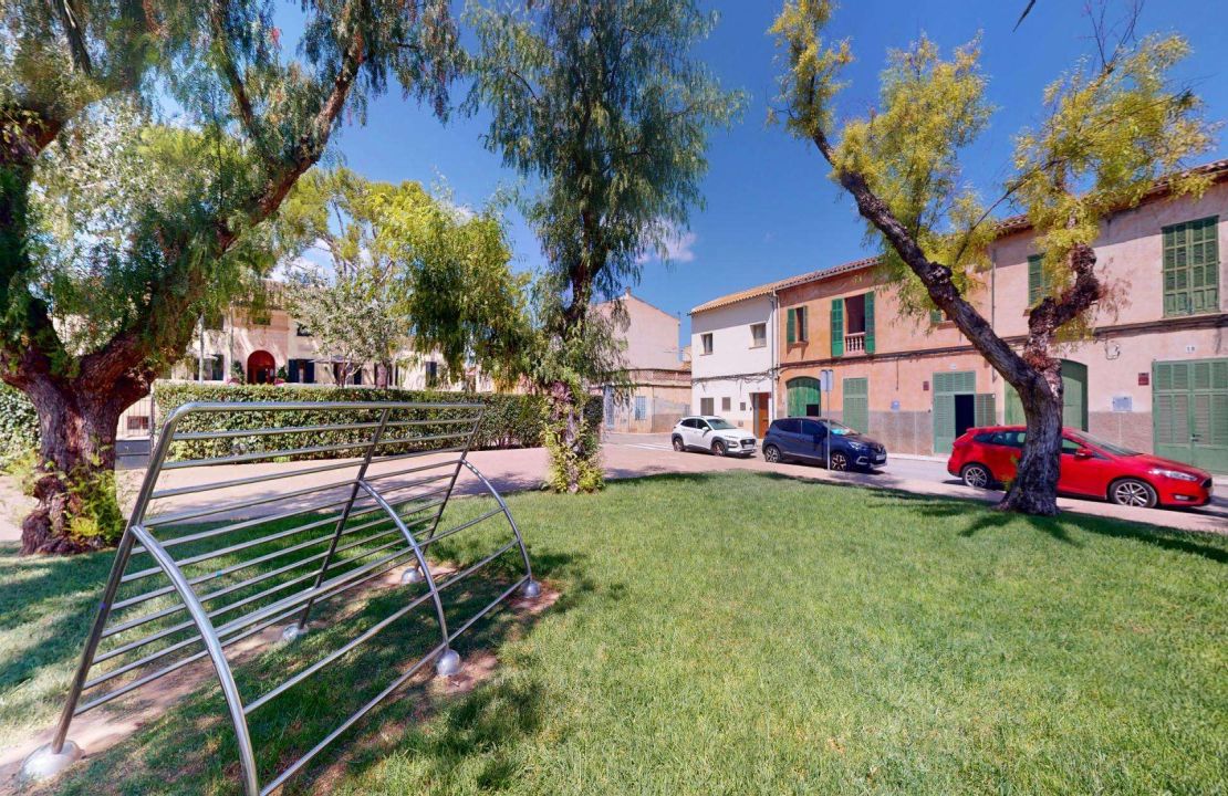 Townhouse in Sa Pobla to renew with technical project & license fees