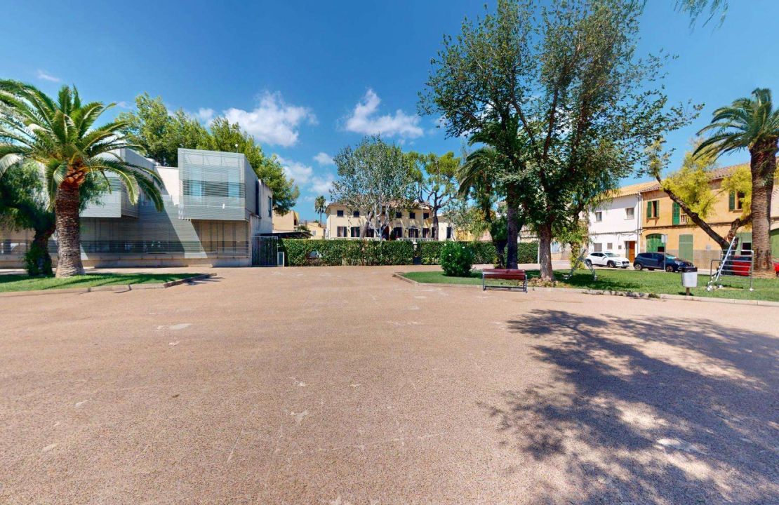 Townhouse in Sa Pobla to renew with technical project & license fees