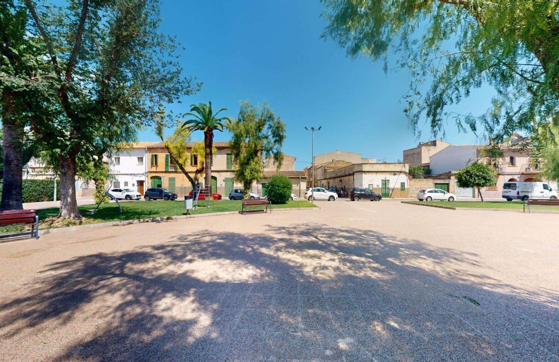 Townhouse in Sa Pobla to renew with technical project & license fees