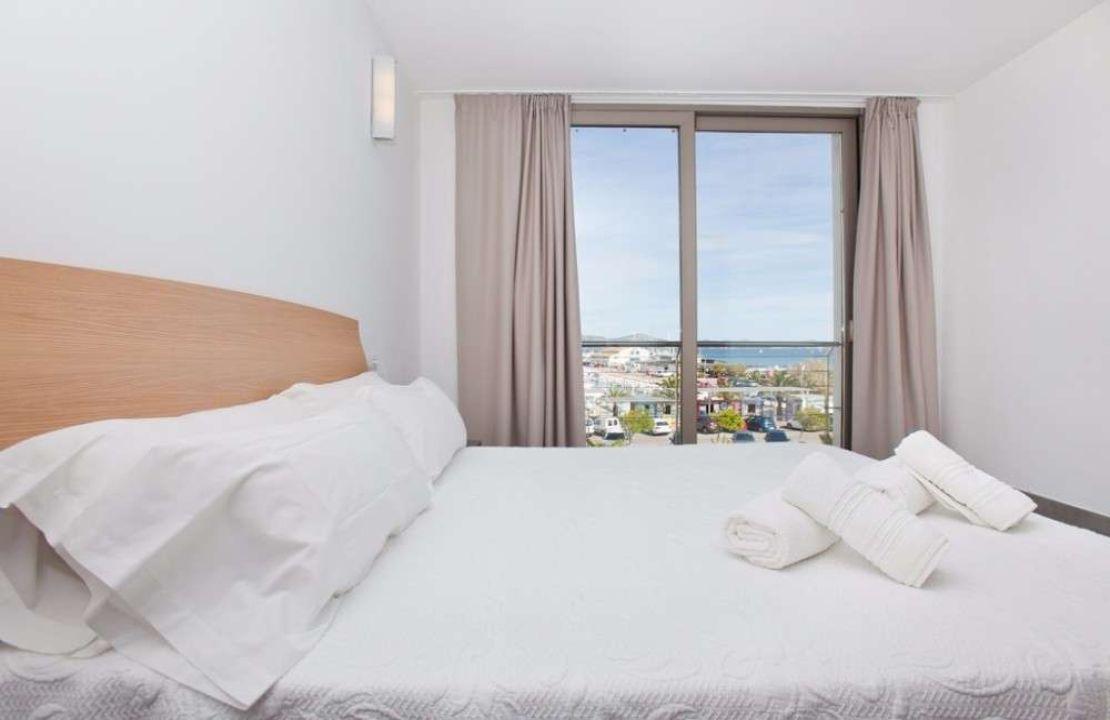 Puerto Pollensa modern duplex apartment FRONT LINE SEA for rent