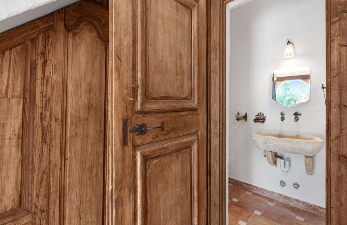 Traditional-style finca home with guest cottage and pool for sale