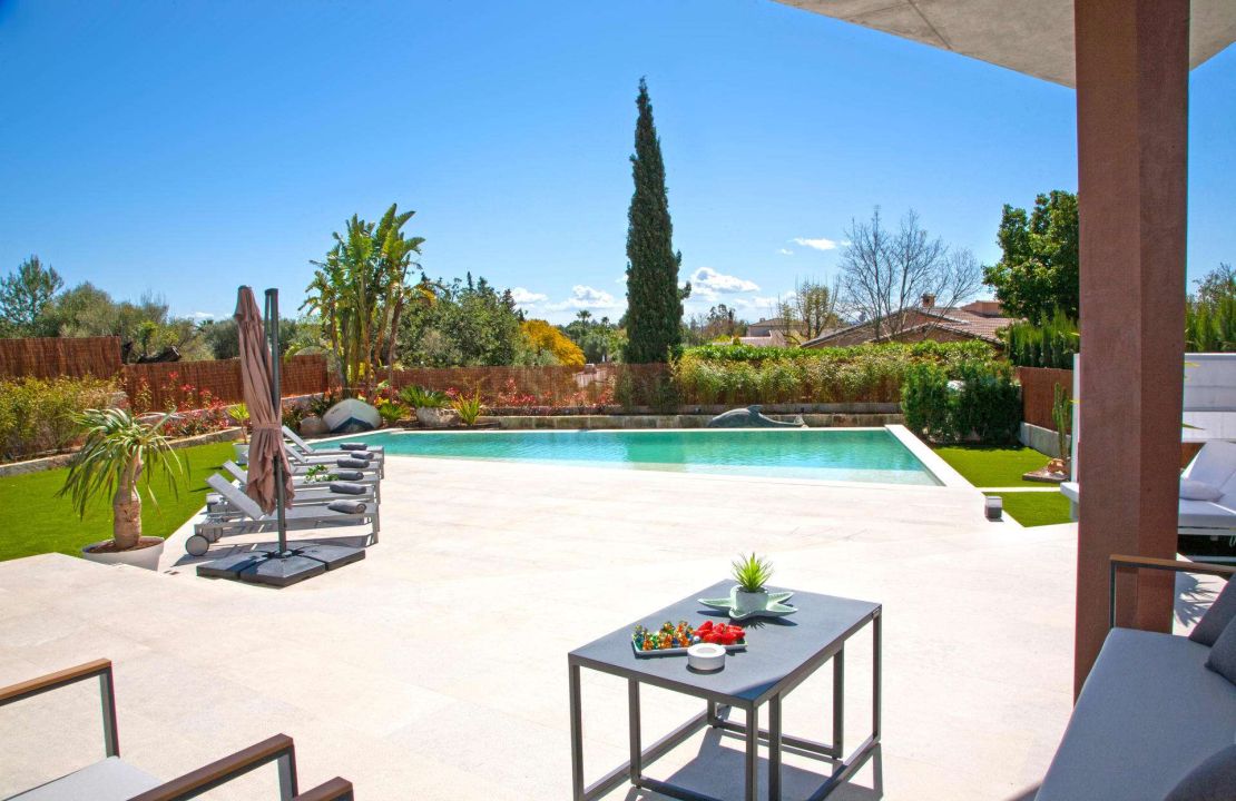Modern villa in Crestatx, Sa Pobla North Mallorca for sale