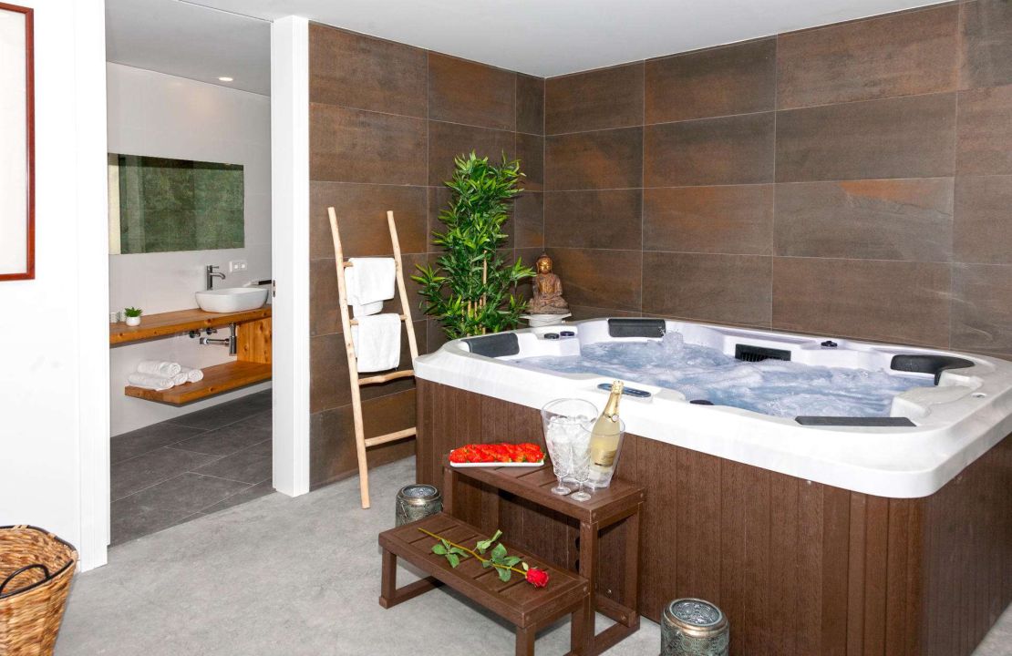 Modern villa in Crestatx, Sa Pobla North Mallorca for sale