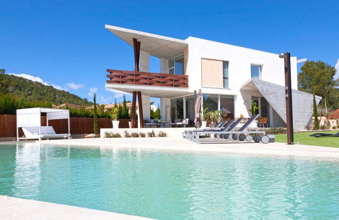 Modern villa in Crestatx, Sa Pobla North Mallorca for sale