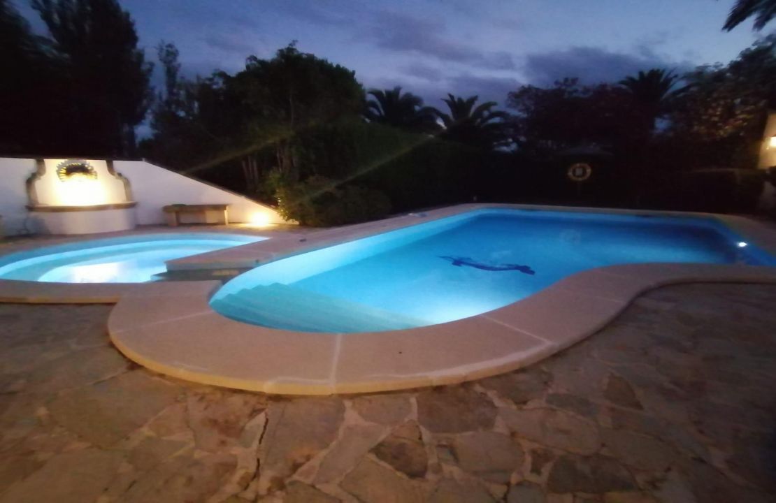 Seasonal rental in Pollensa Mallorca, country house with pool