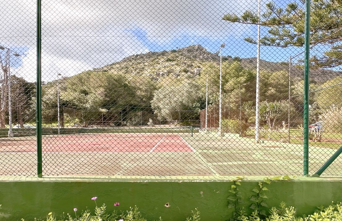 Apartamento en Puerto Alcudia con piscina comunitaria y vistas panorámicas