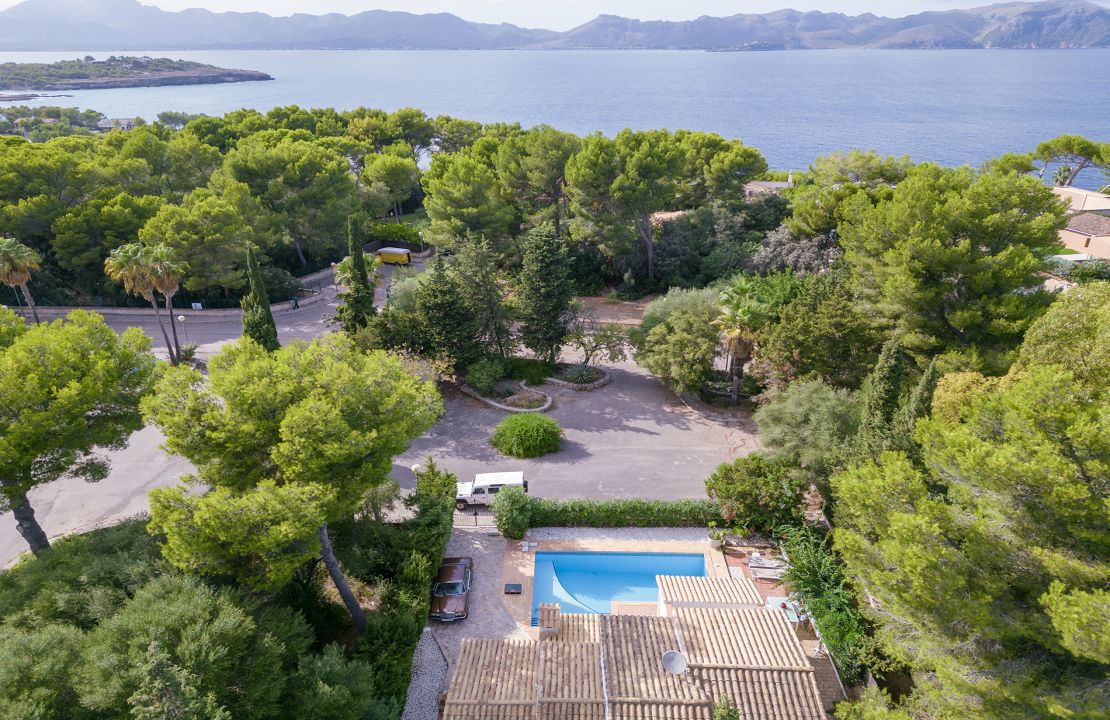 Encantadora villa mediterránea en Bonaire Alcudia con piscina en venta