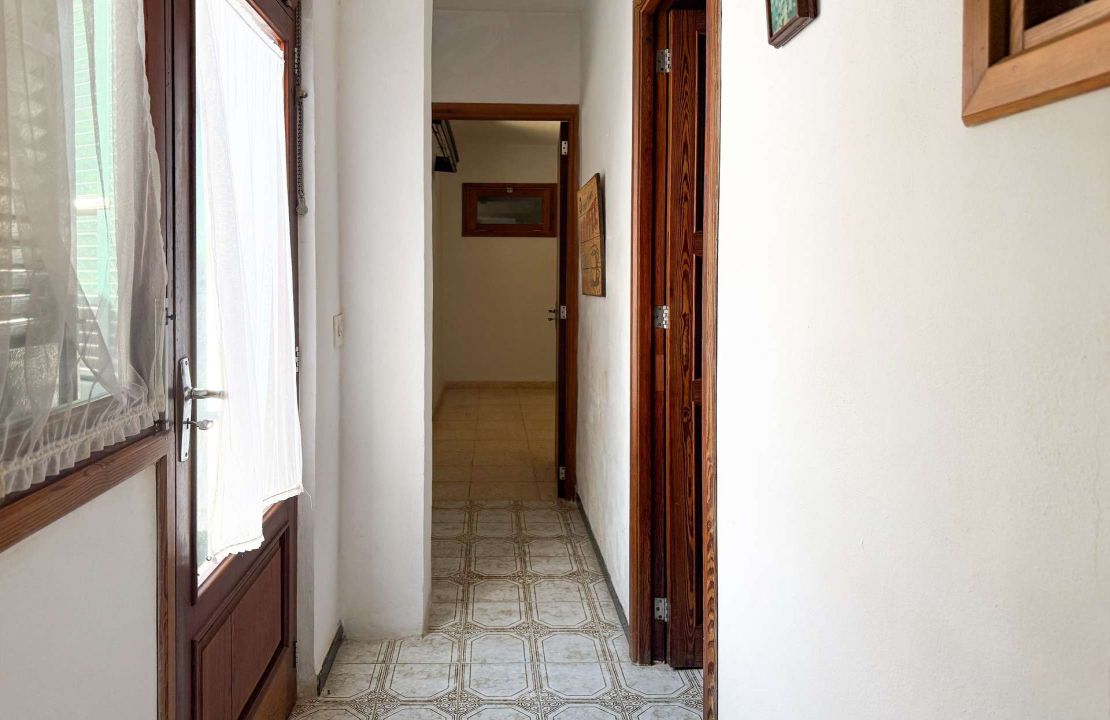 Large townhouse in Pollença to renovate