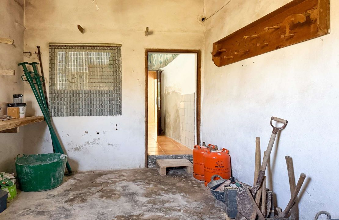 Large townhouse in Pollença to renovate
