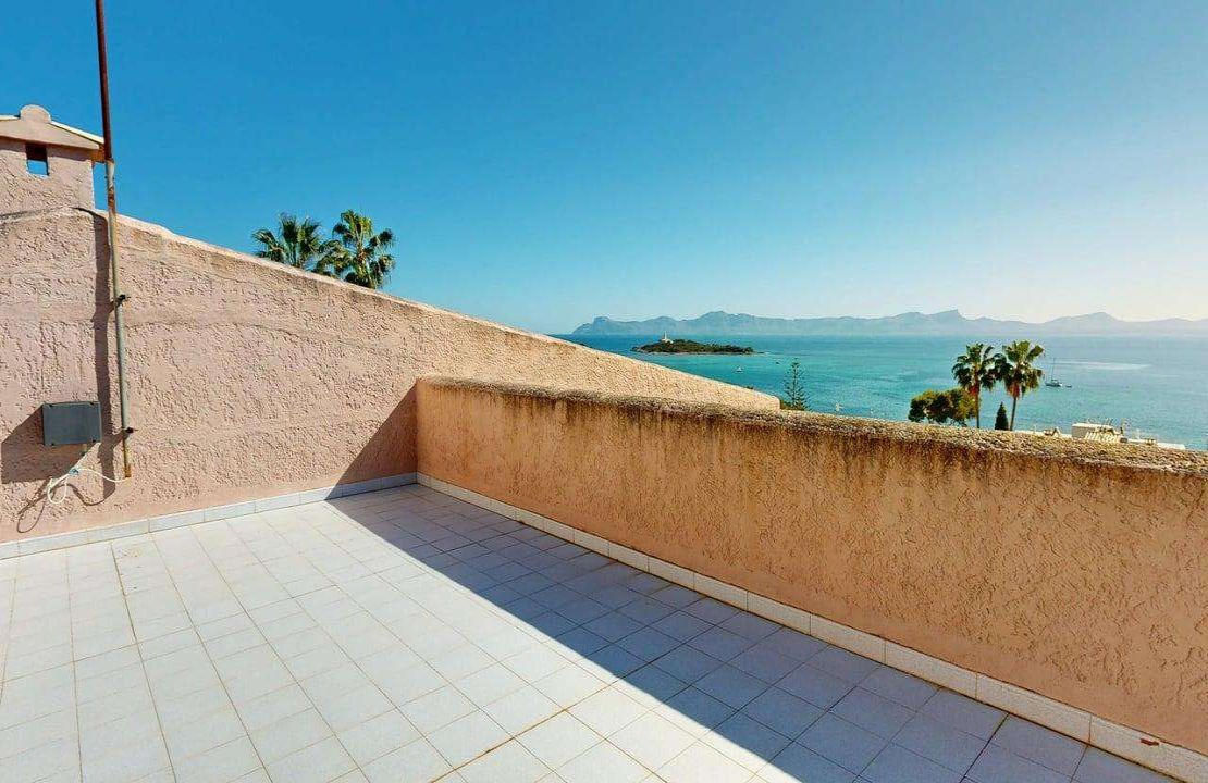 NEW listing - Villa with sea views in Alcanada Alcudia, Pool and Garage
