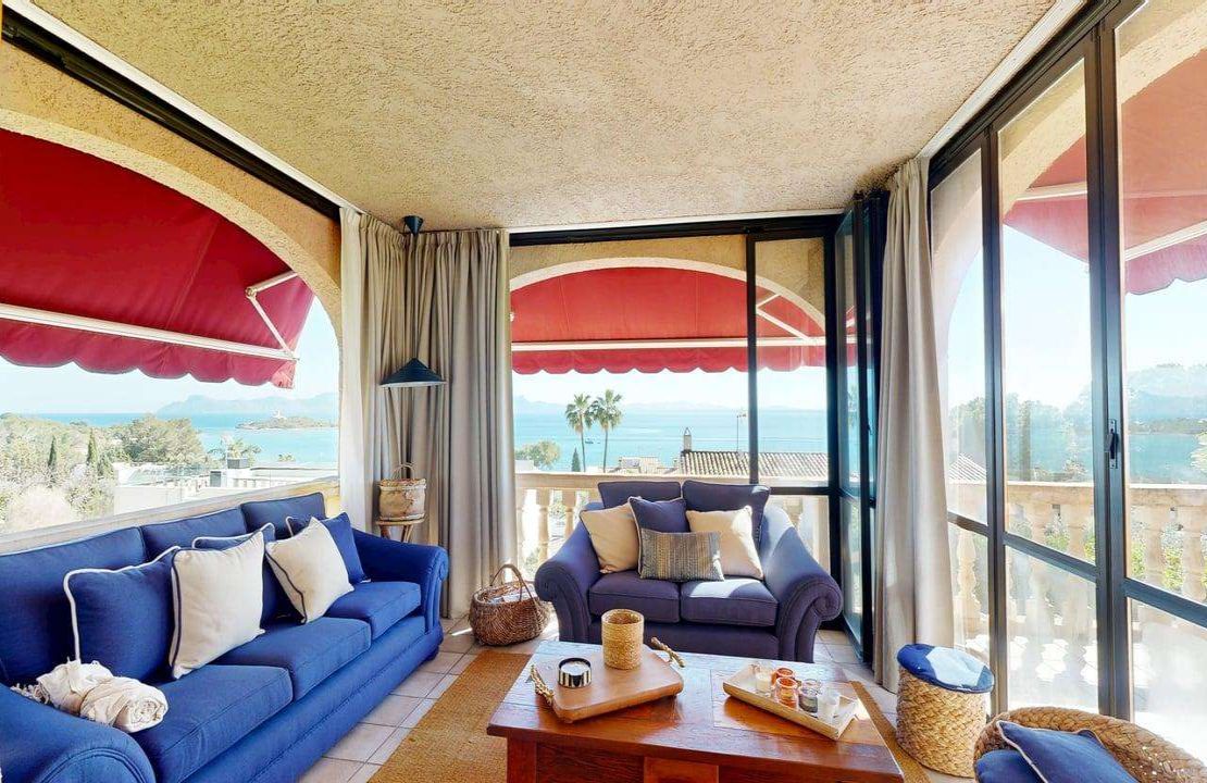 NEW listing - Villa with sea views in Alcanada Alcudia, Pool and Garage
